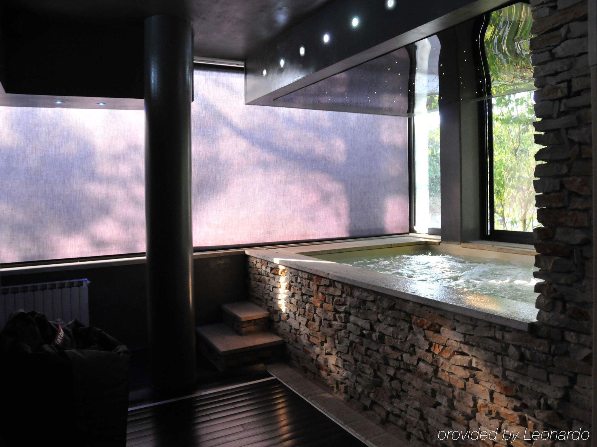 Hotel Domo Perugia Konforlar fotoğraf